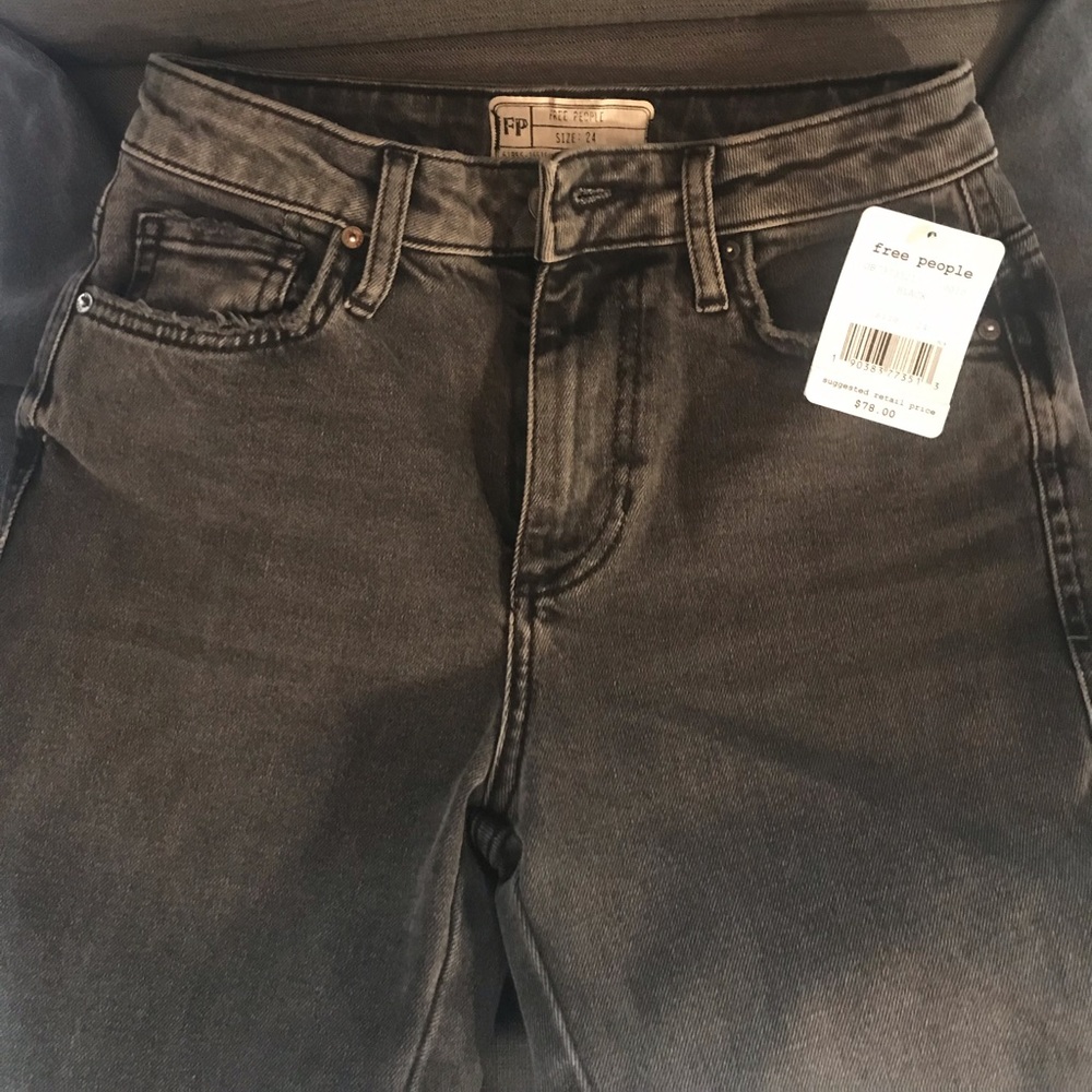 NEW! Free People Girlfriend High Waisted Jeans